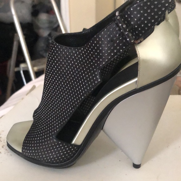 Balenciaga runway sandals - Picture 2 of 7